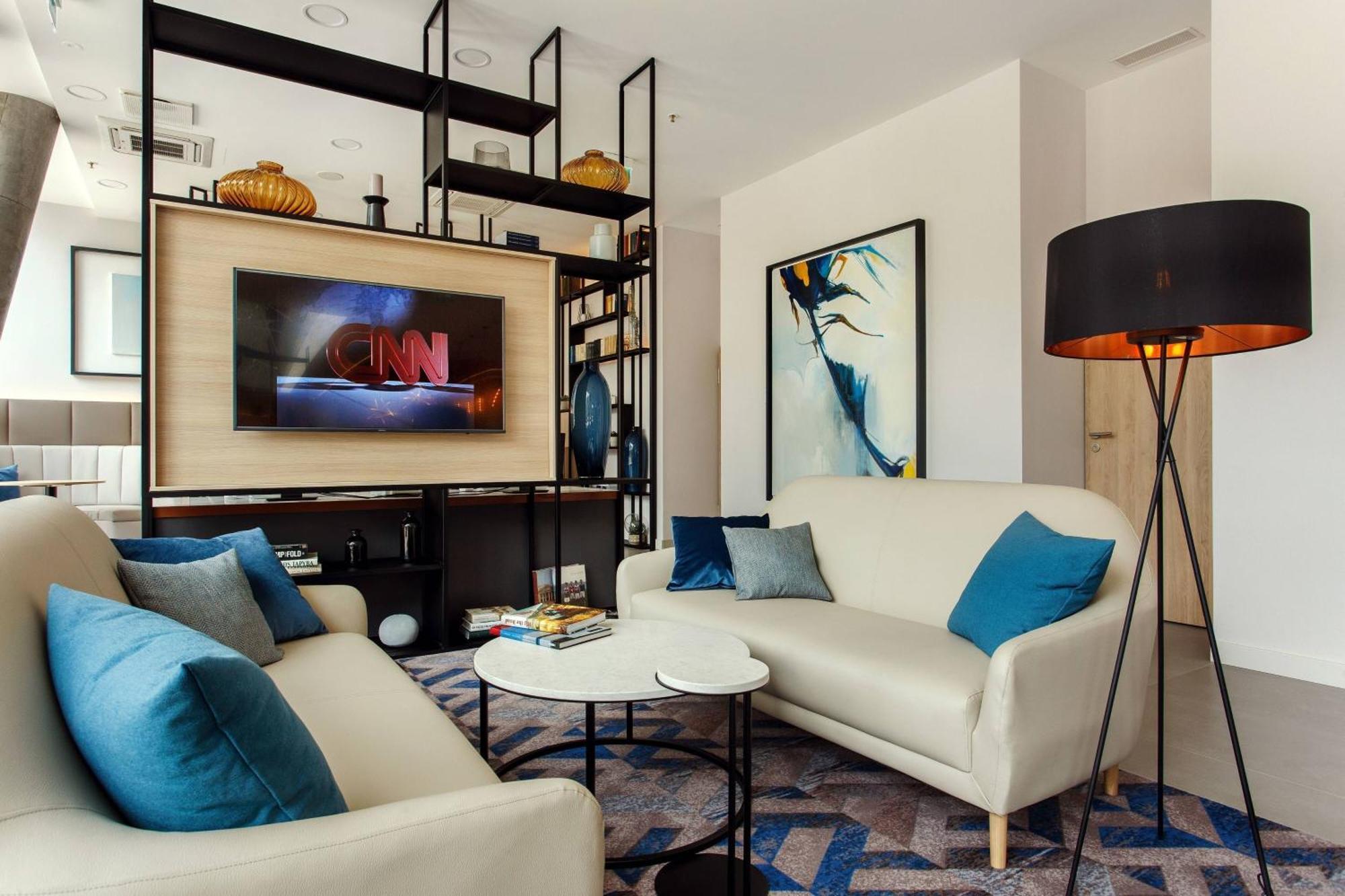Courtyard By Marriott Center 4*
