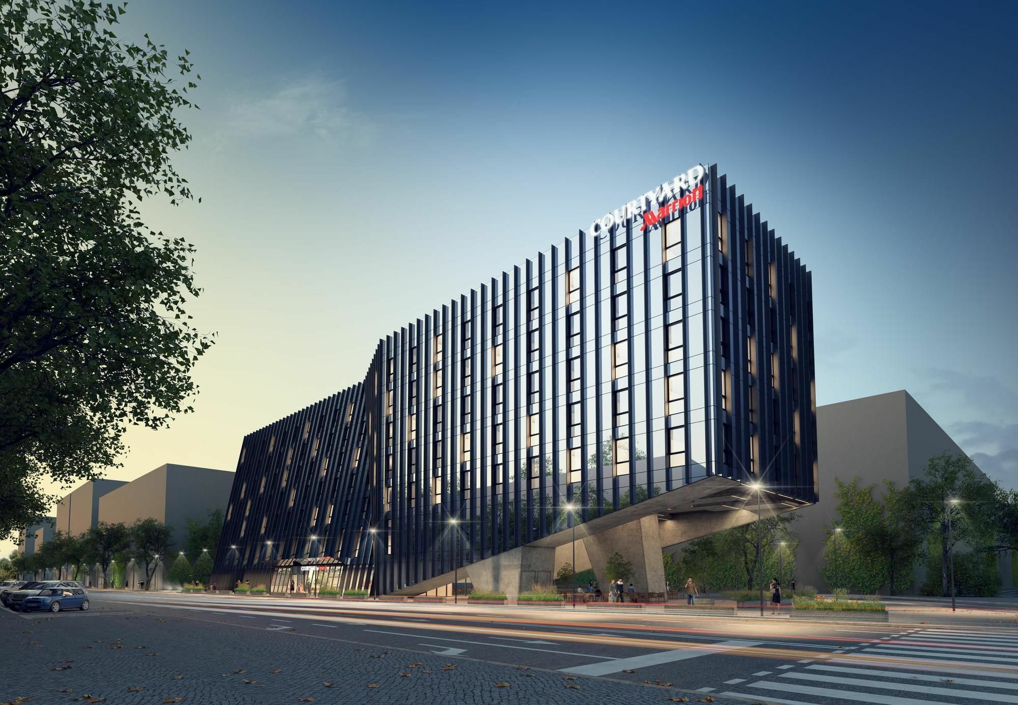 Courtyard By Marriott Center Hotel 4*