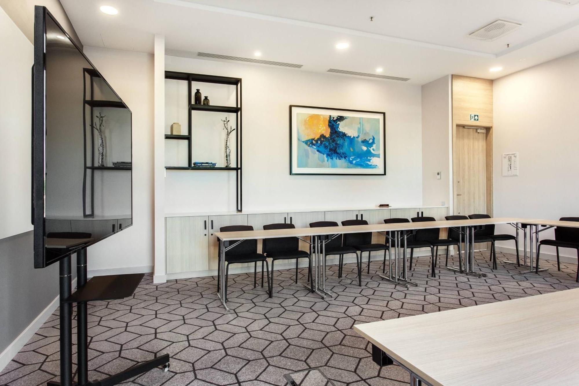 Готель Courtyard By Marriott Center Вільнюс