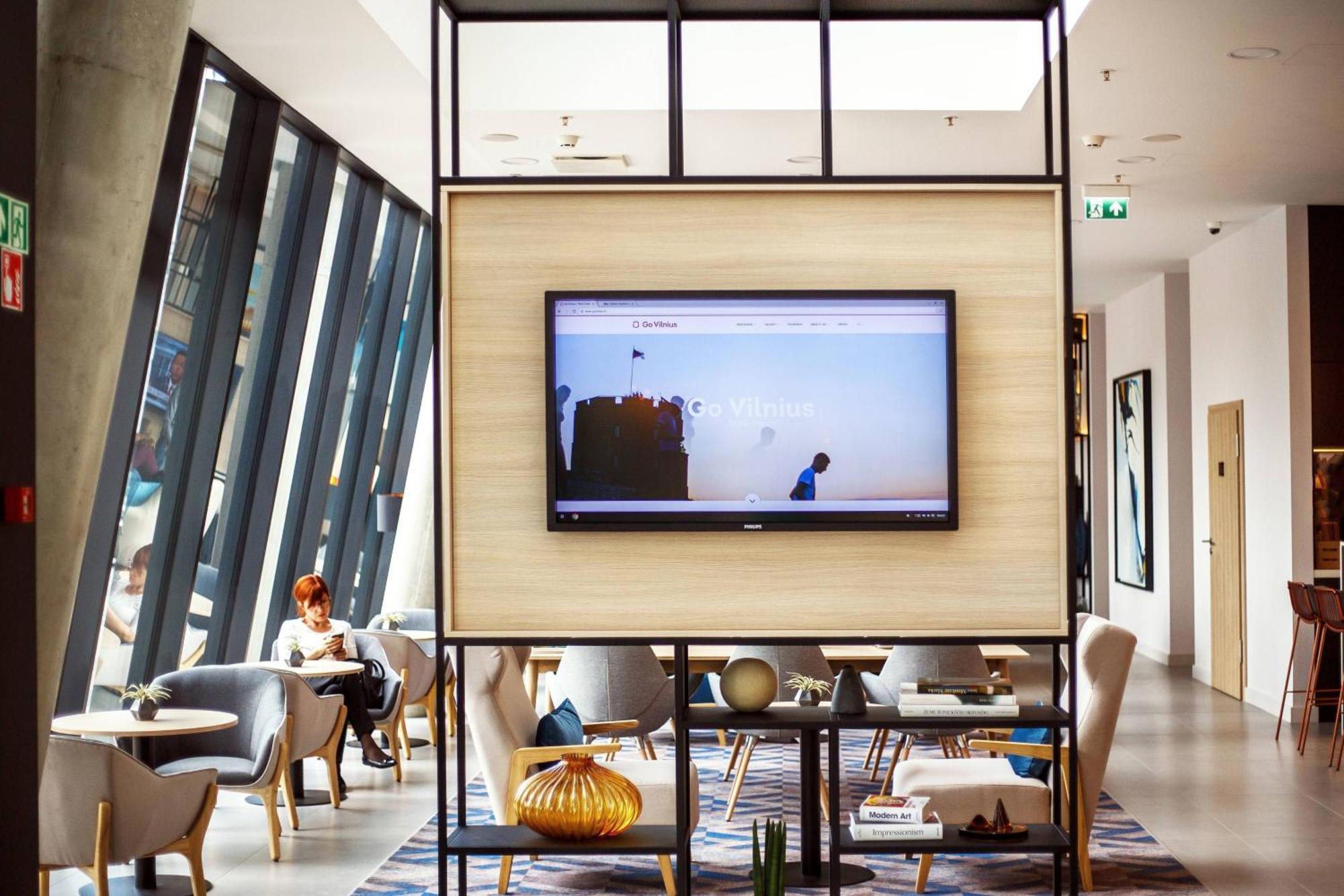 Courtyard By Marriott Center Вільнюс