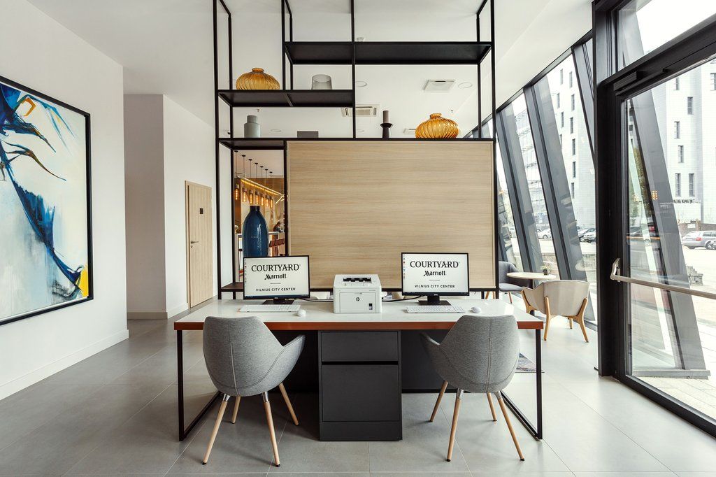 Courtyard By Marriott Center Вільнюс